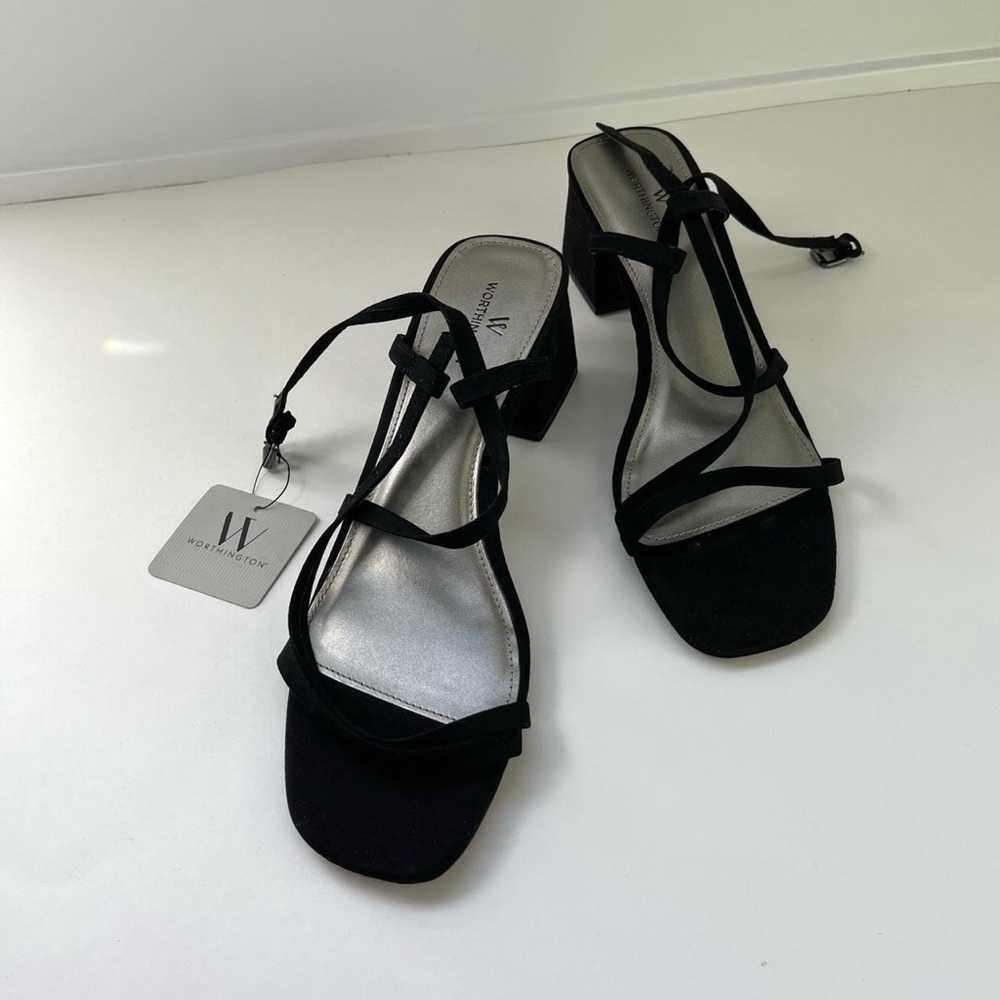 Worthington black heels unworn with tag